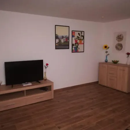 Central Nest Appartement *